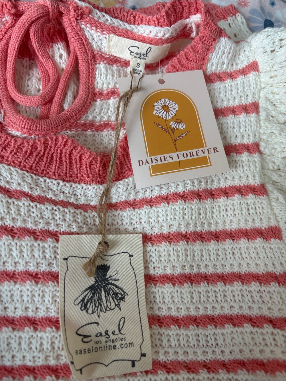NWT Easel Cream & Coral Striped Knit Top size Small - Picture 8 of 9